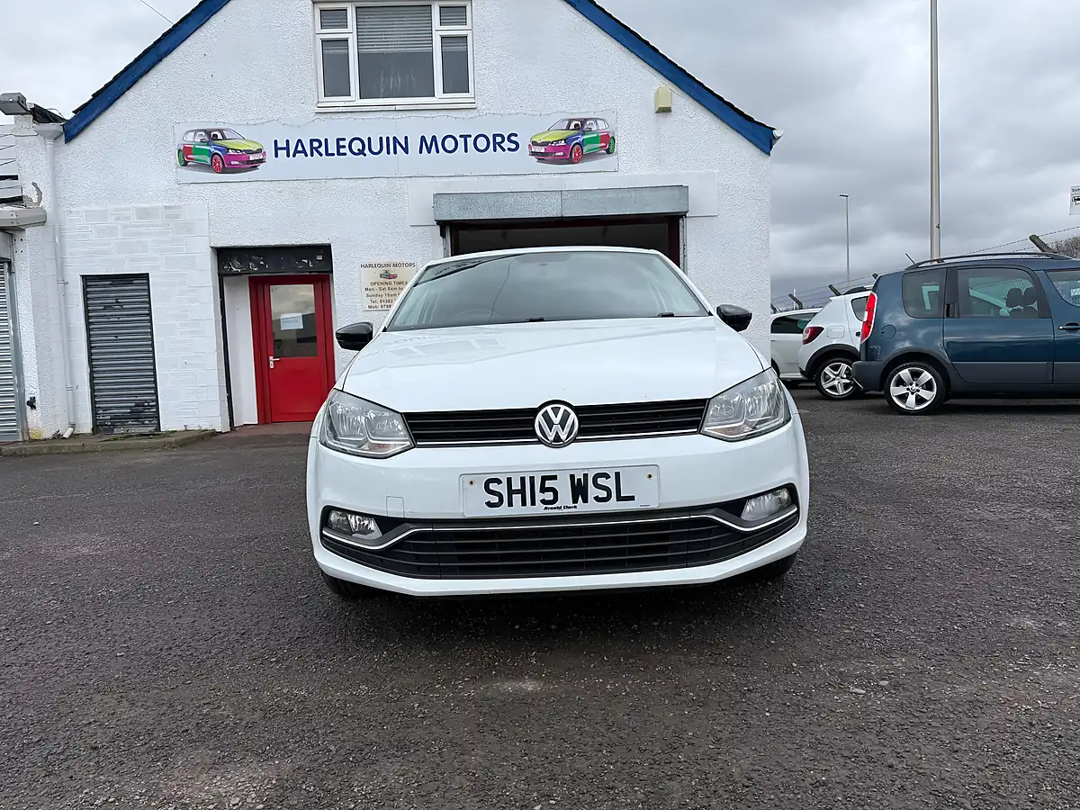 Used 2015 Volkswagen Polo Se White - Interior and Exterior details 2