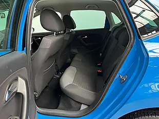 Used 2015 Volkswagen Polo Sel Mayan Blue - Interior and Exterior details 10