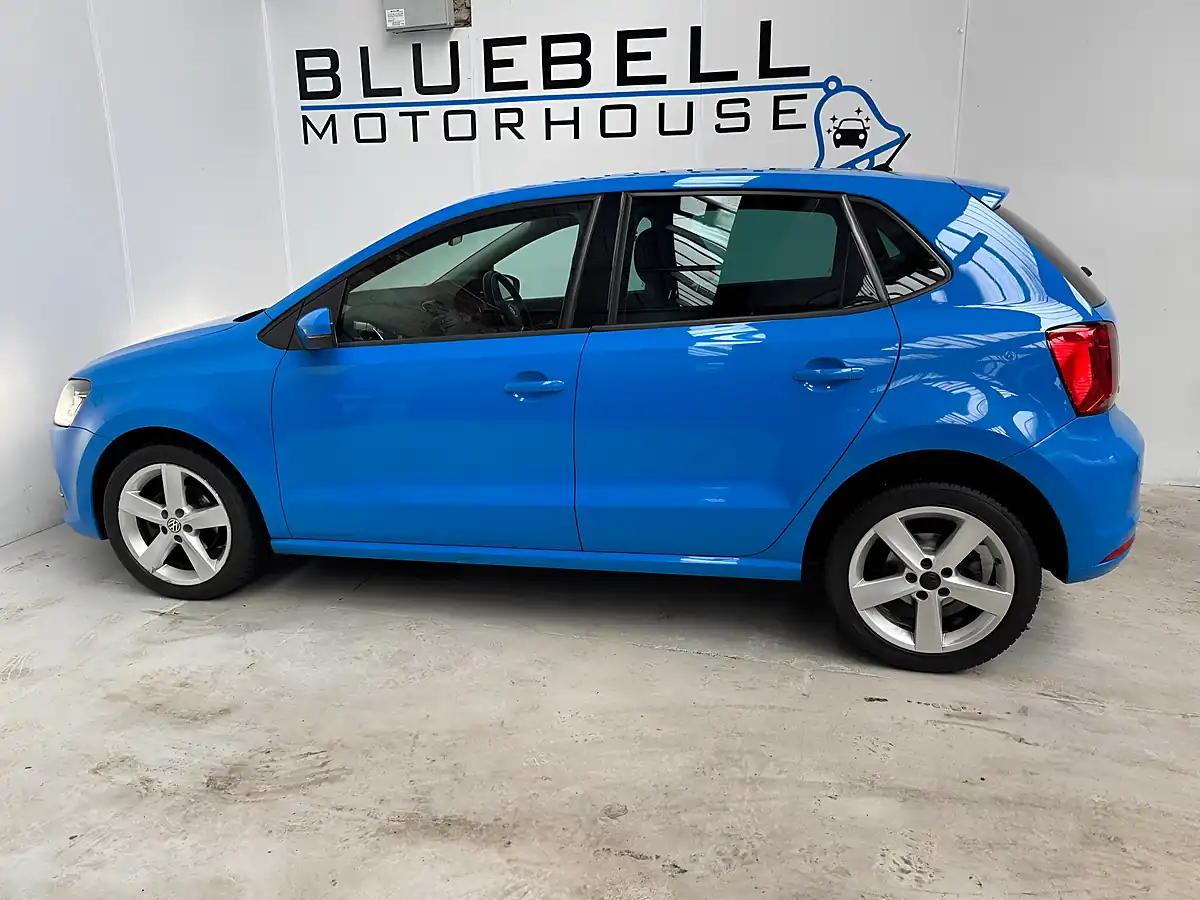 Used 2015 Volkswagen Polo Sel Mayan Blue - Interior and Exterior details 6