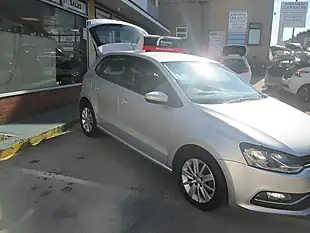 Used 2015 Volkswagen Polo Silver - Interior and Exterior details 4