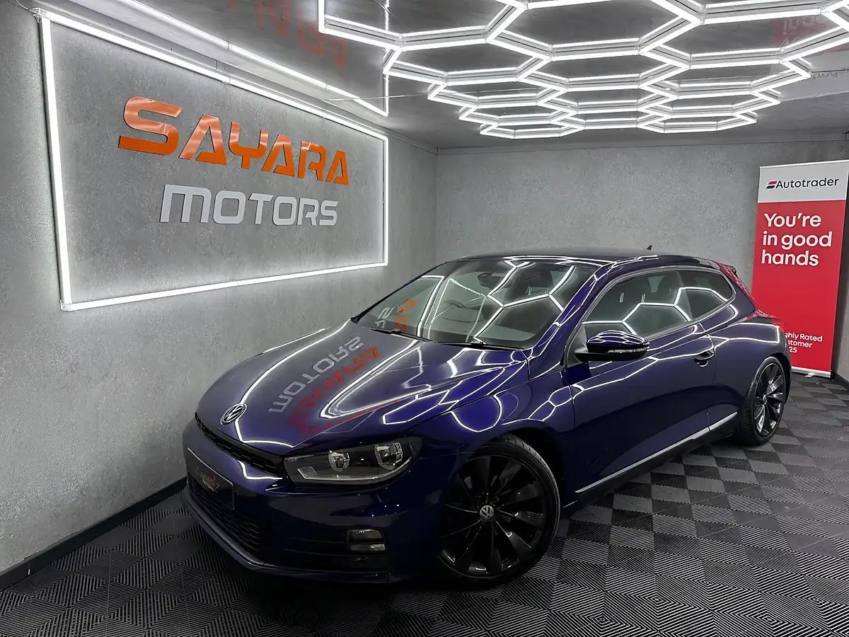 Used 2015 Volkswagen Scirocco Bluemotion Tech GT Purple - Front View