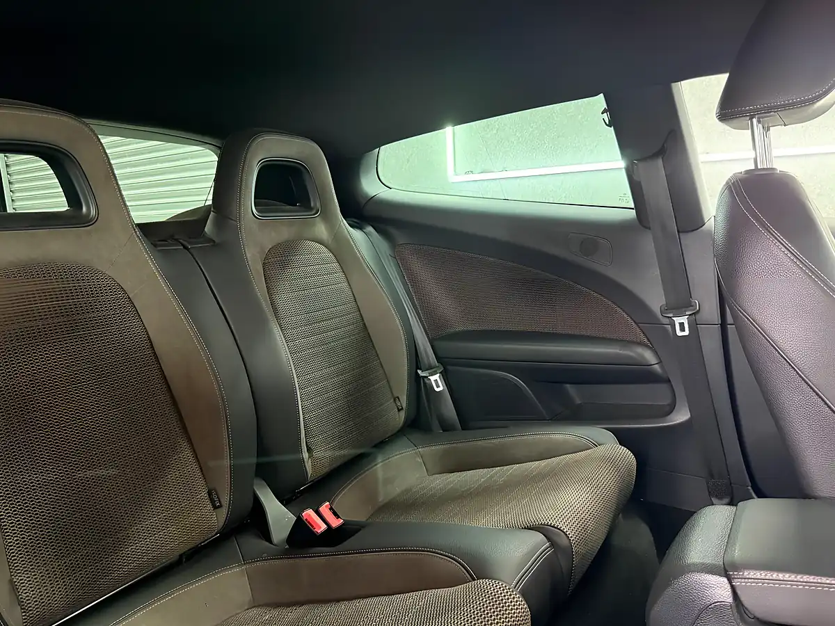 Used 2015 Volkswagen Scirocco Bluemotion Tech GT Purple - Interior and Exterior details 16