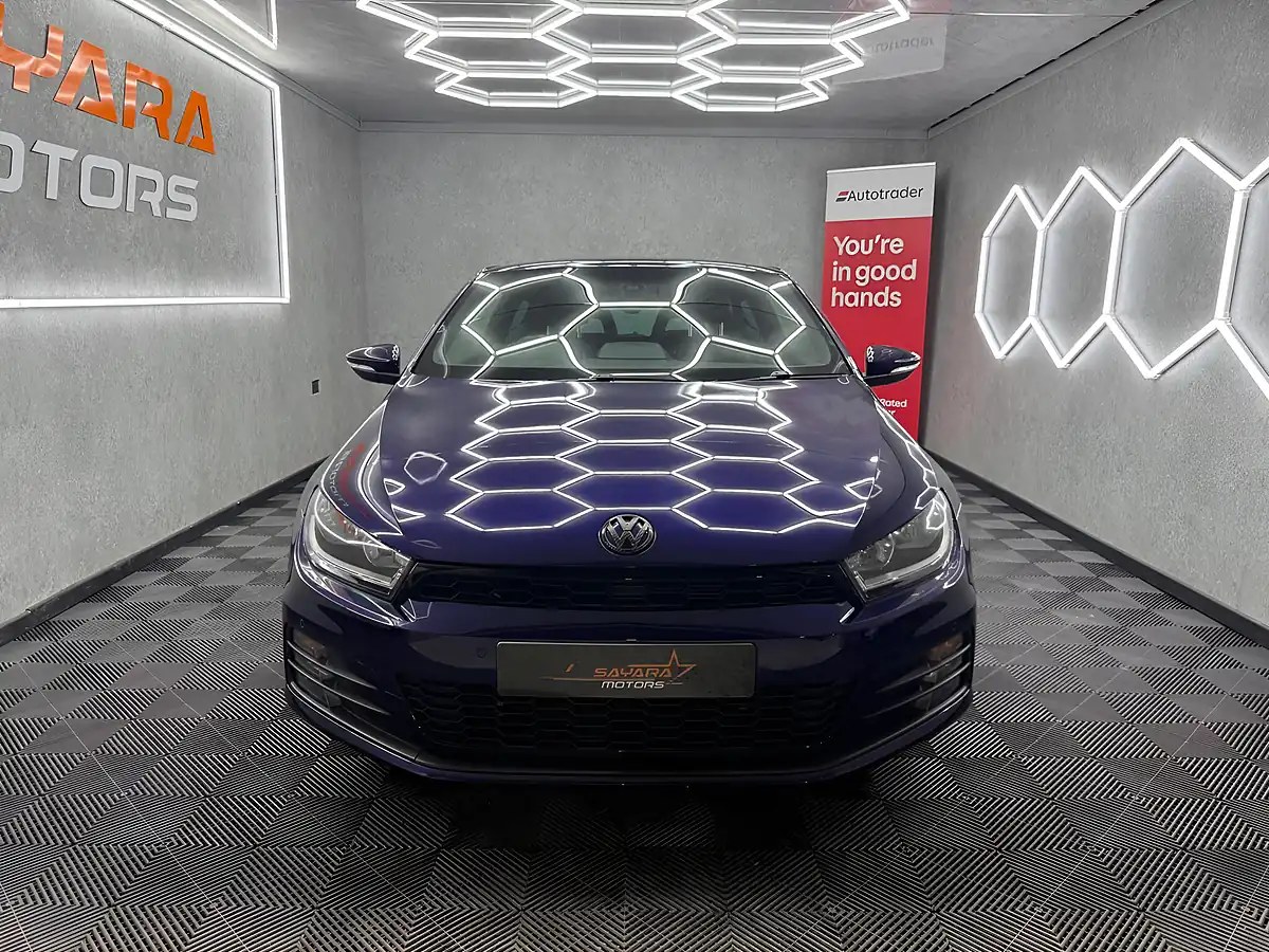 Used 2015 Volkswagen Scirocco Bluemotion Tech GT Purple - Interior and Exterior details 3