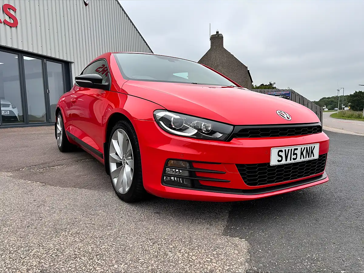 Used 2015 Volkswagen Scirocco Bluemotion Tech GT Red - Interior and Exterior details 2