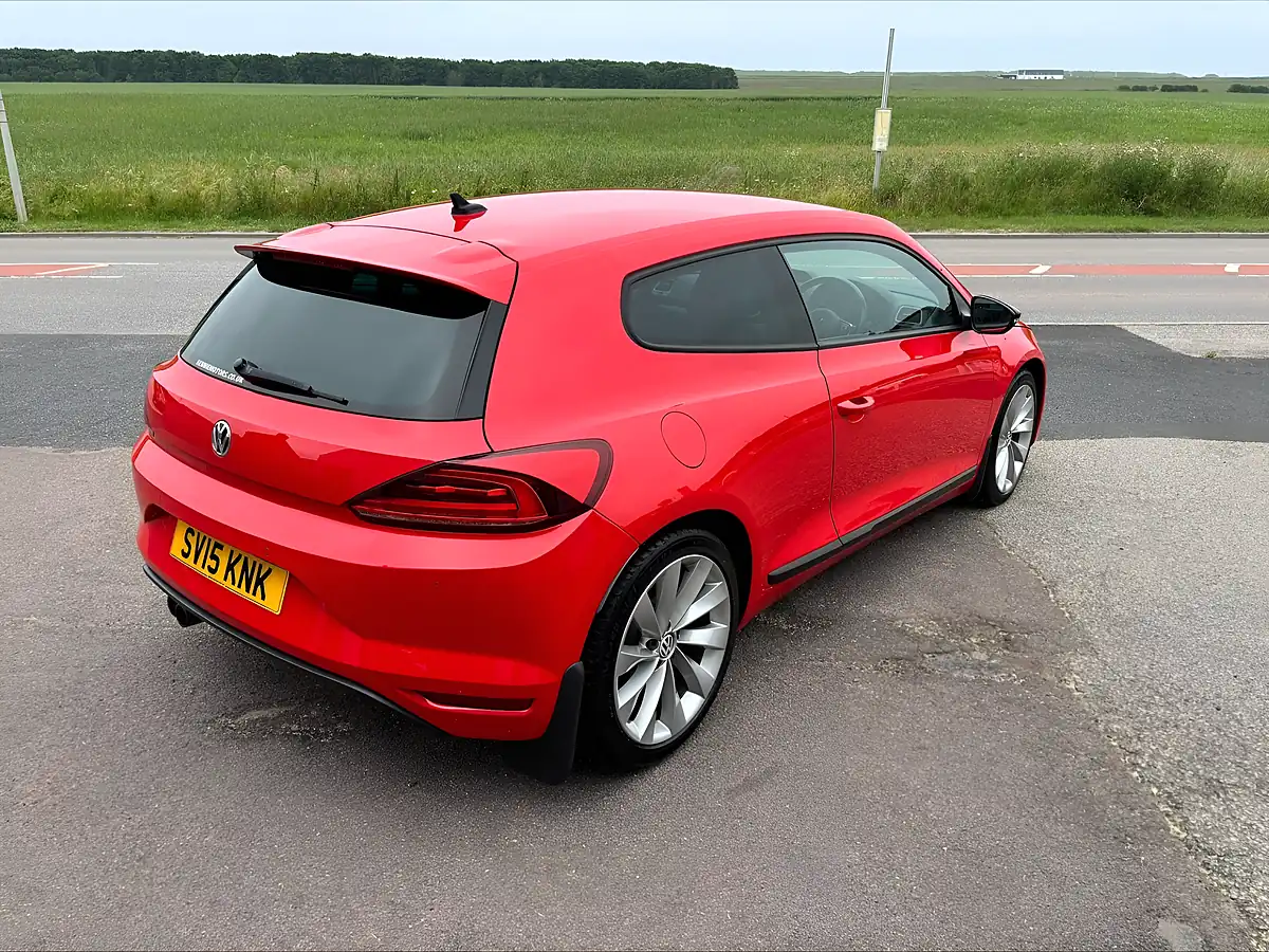 Used 2015 Volkswagen Scirocco Bluemotion Tech GT Red - Interior and Exterior details 3