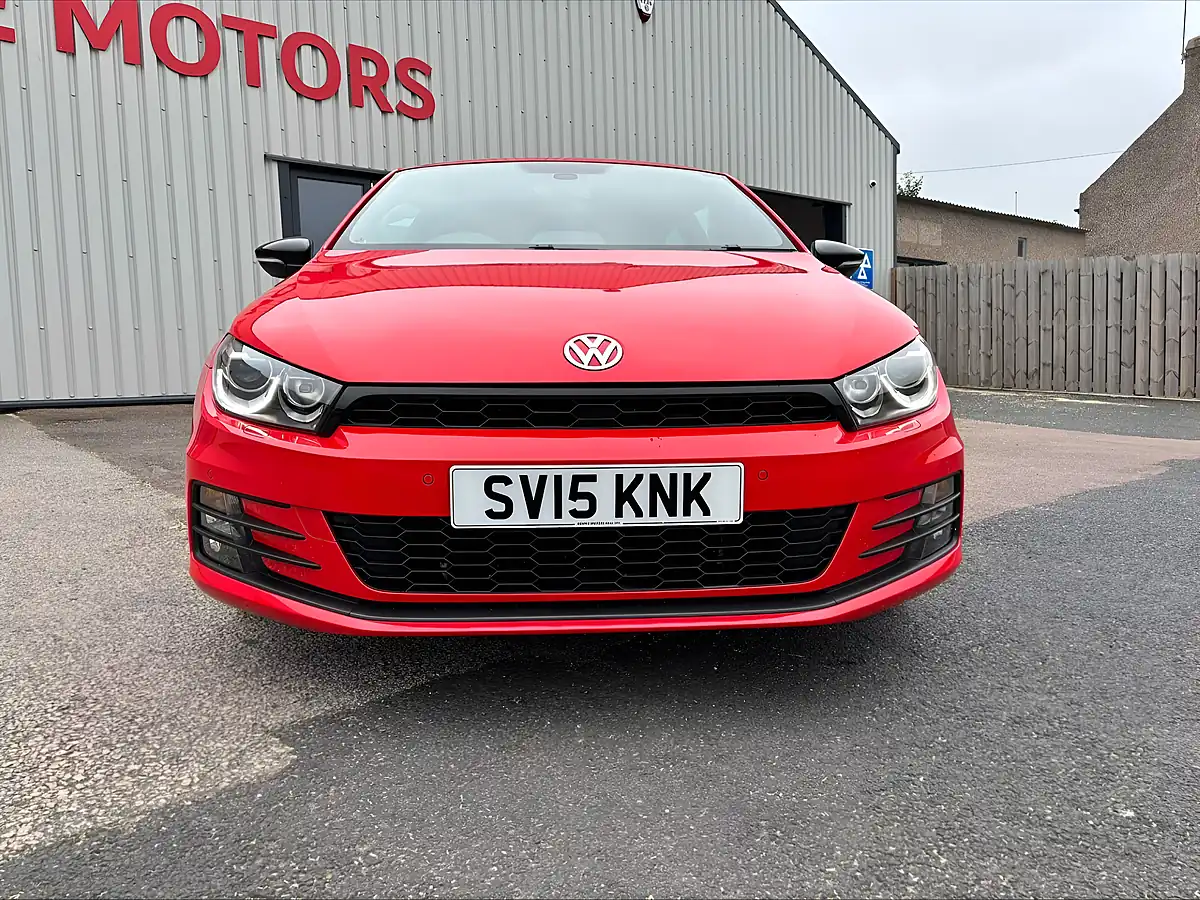 Used 2015 Volkswagen Scirocco Bluemotion Tech GT Red - Interior and Exterior details 9