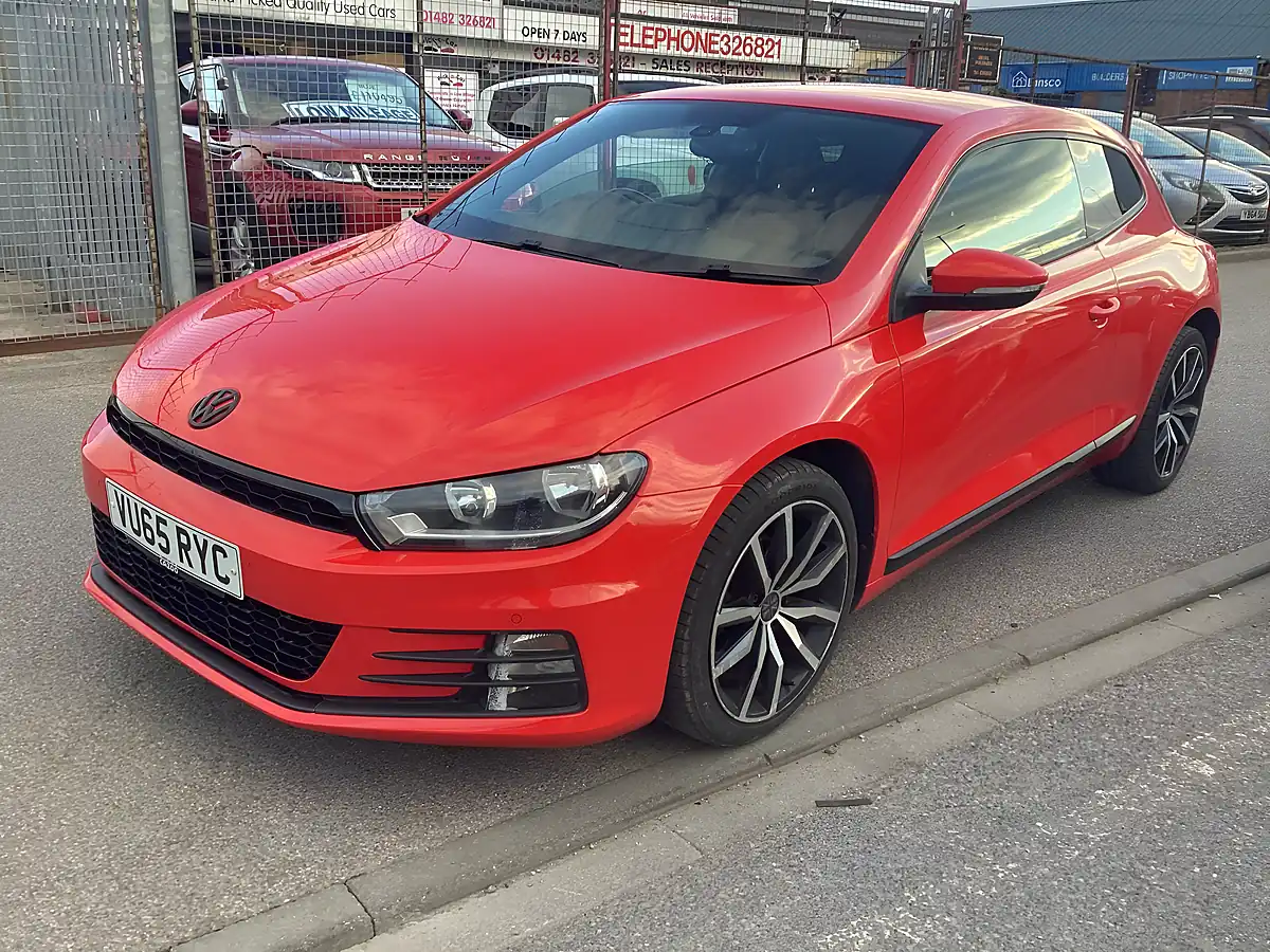 Used 2015 Volkswagen Scirocco Bluemotion Tech GT Red - Interior and Exterior details 3