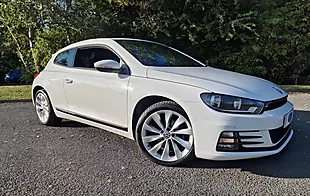 Used 2015 Volkswagen Scirocco Bluemotion Tech GT White - Interior and Exterior details 14