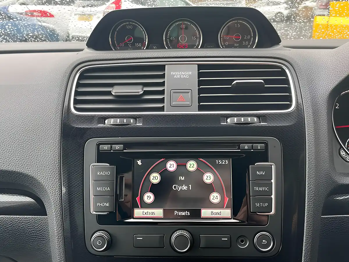 Used 2015 Volkswagen Scirocco GT Blue - Interior and Exterior details 15