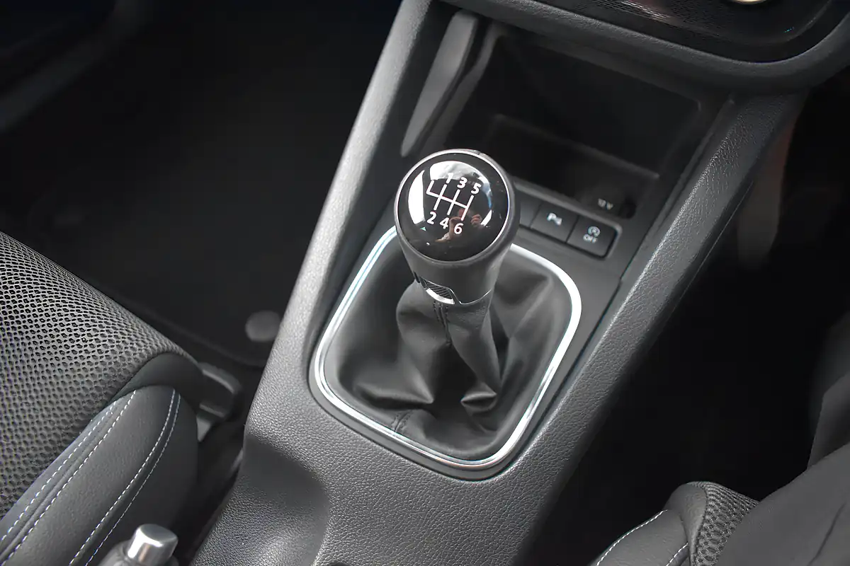Used 2015 Volkswagen Scirocco GT Flash Red - Interior and Exterior details 13
