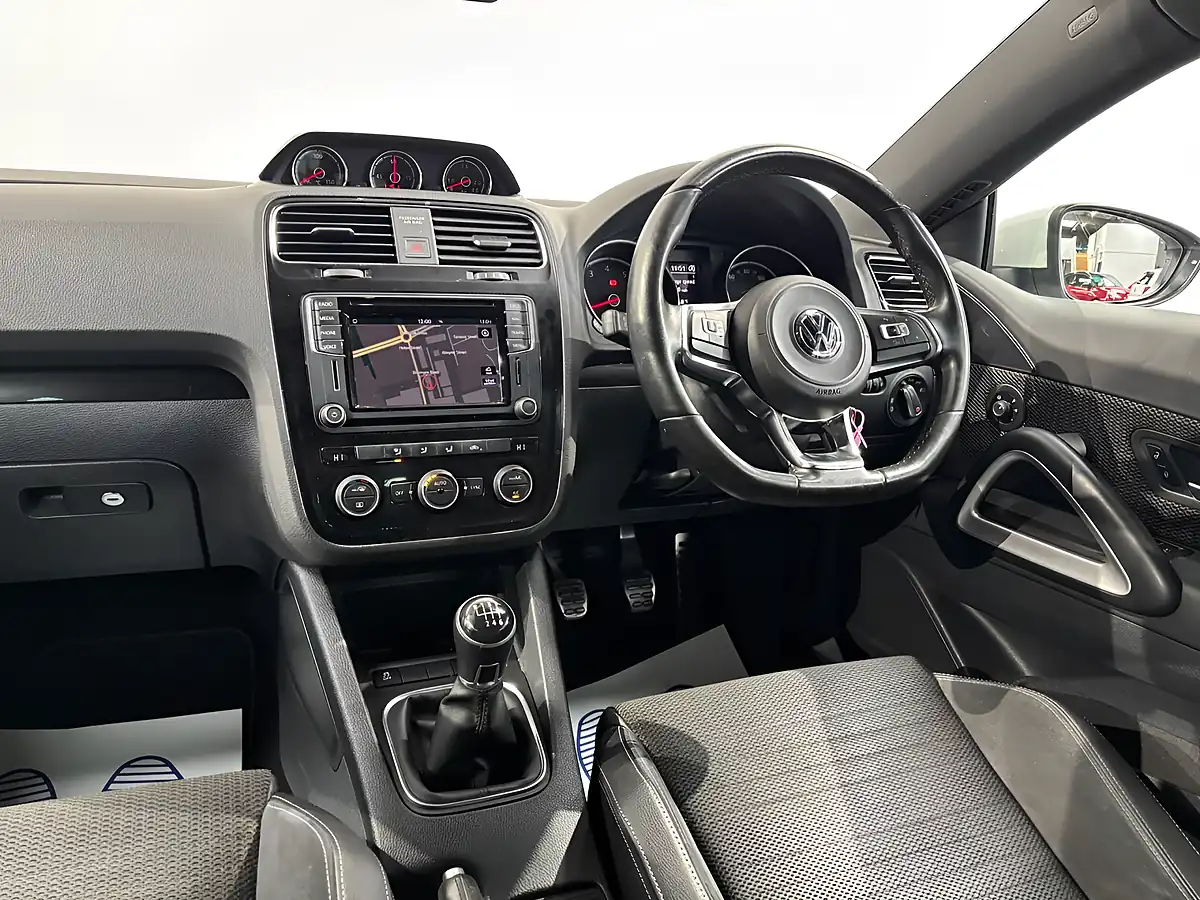 Used 2015 Volkswagen Scirocco GT Pure White - Interior and Exterior details 15