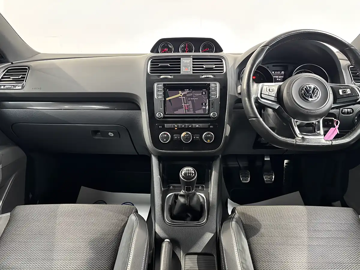 Used 2015 Volkswagen Scirocco GT Pure White - Interior and Exterior details 16