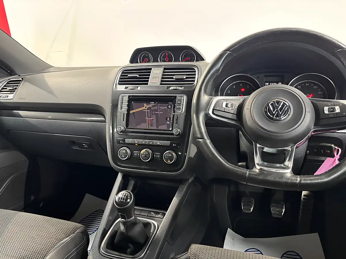 Used 2015 Volkswagen Scirocco GT Pure White - Interior and Exterior details 19