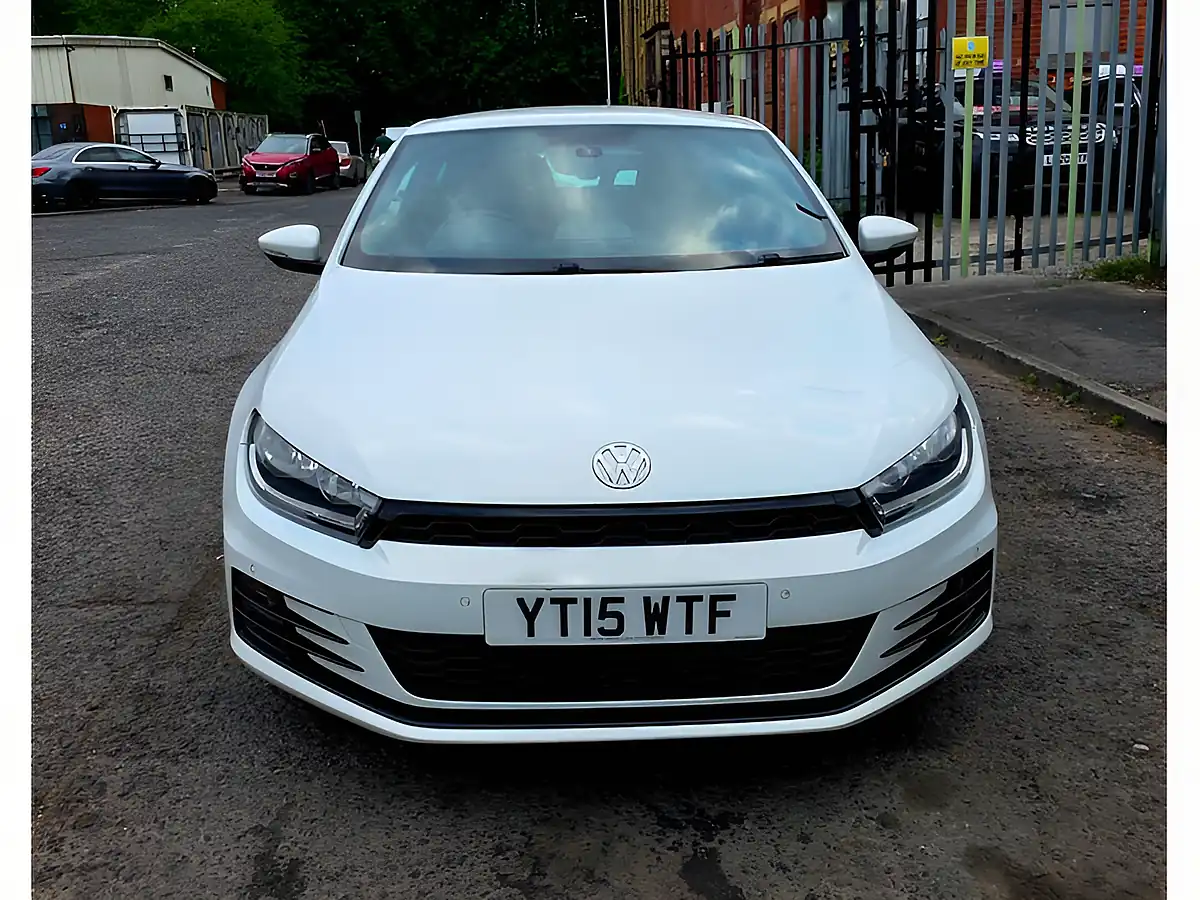Used 2015 Volkswagen Scirocco GT White - Front View
