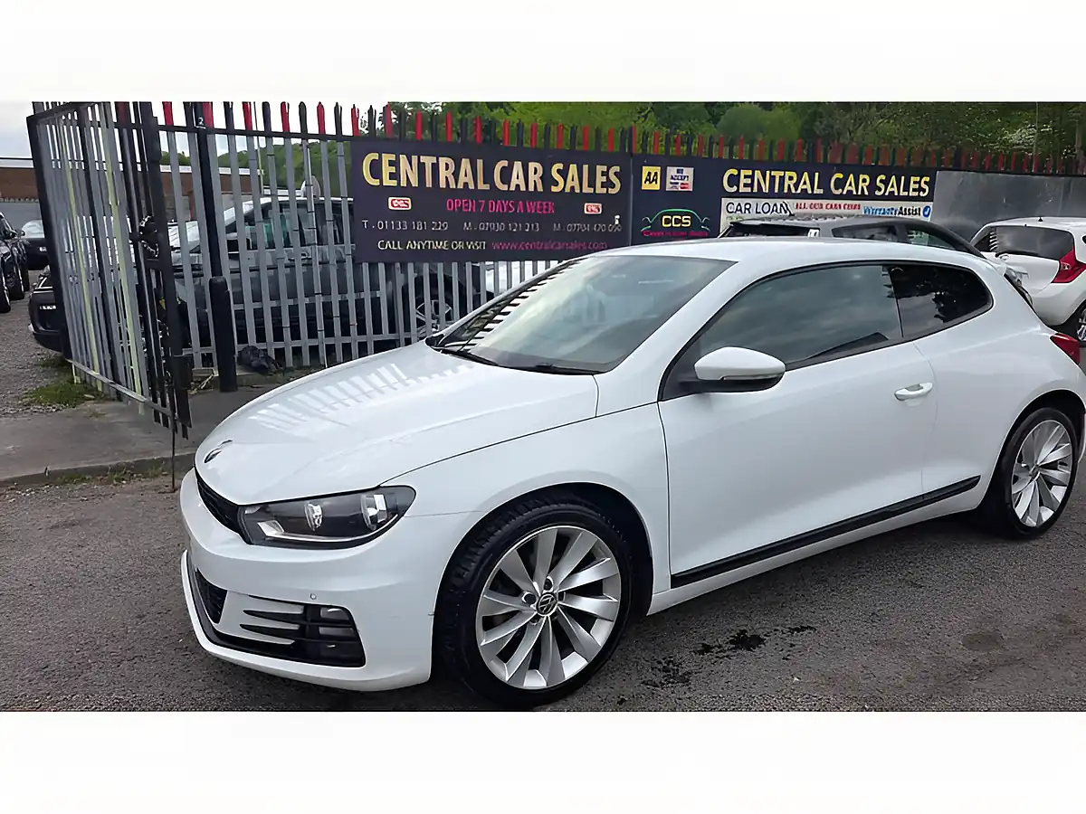 Used 2015 Volkswagen Scirocco GT White - Interior and Exterior details 16