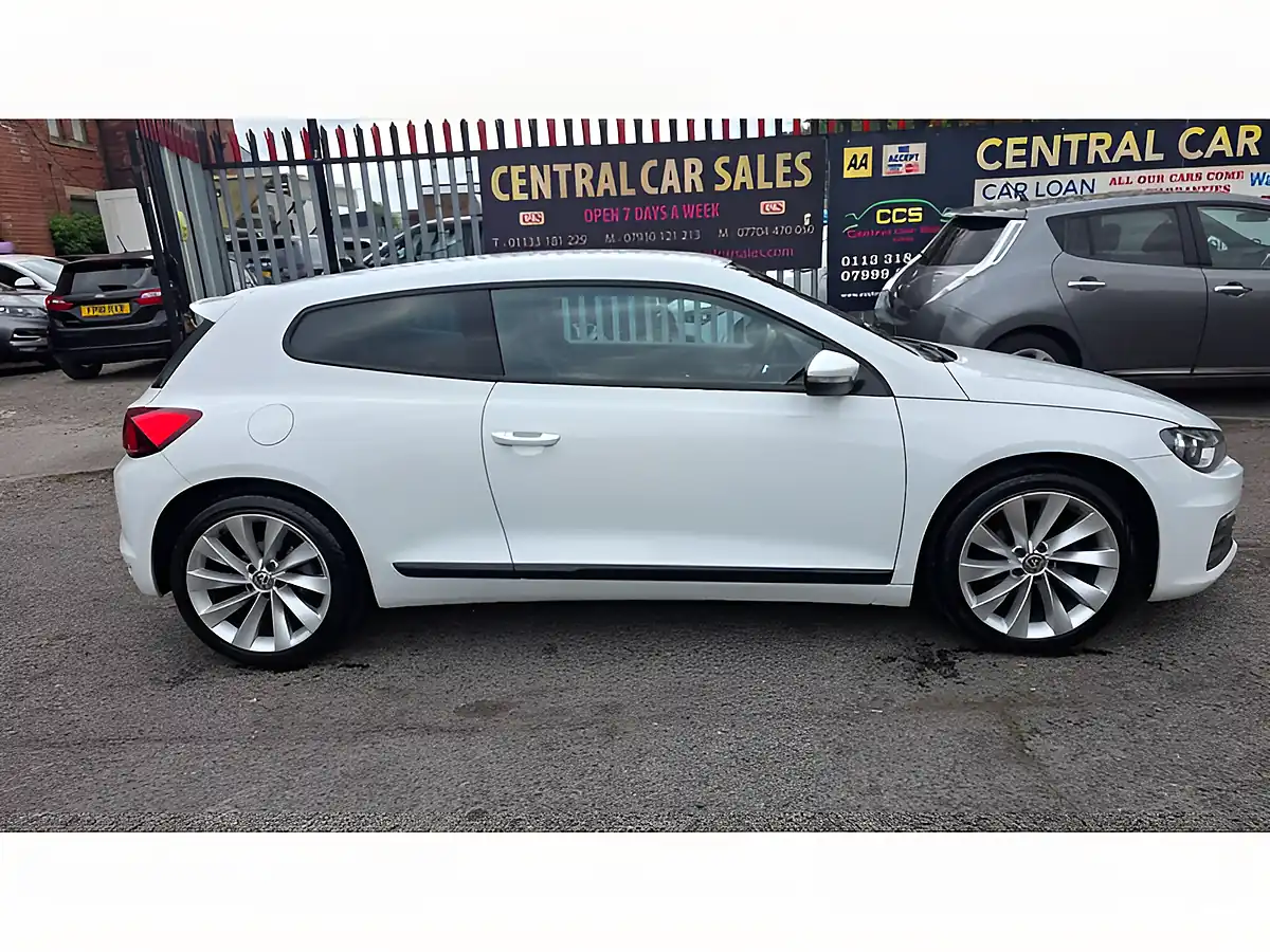 Used 2015 Volkswagen Scirocco GT White - Interior and Exterior details 5