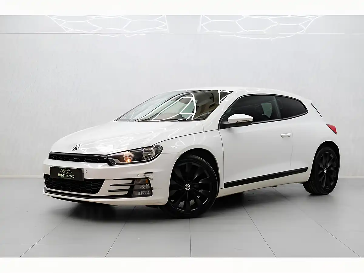 Used 2015 Volkswagen Scirocco GT White - Interior and Exterior details 4