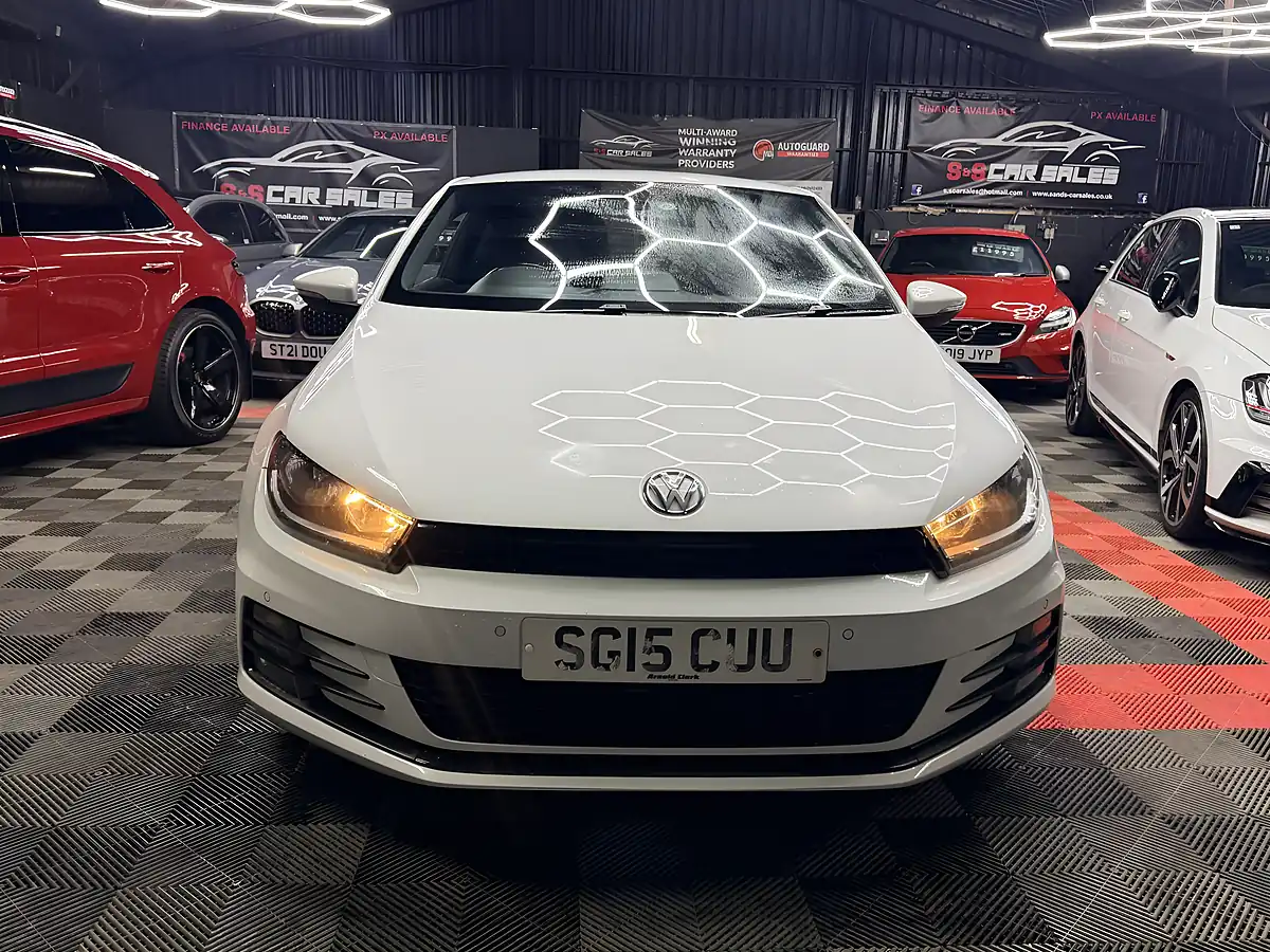 Used 2015 Volkswagen Scirocco GT White - Interior and Exterior details 5