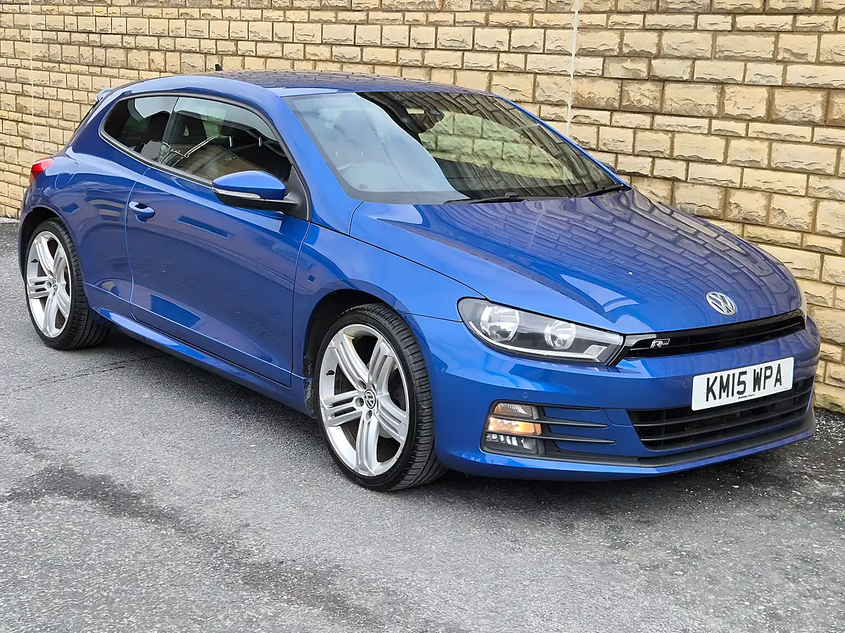 Used 2015 Volkswagen Scirocco R-Line Blue - Interior and Exterior details 11