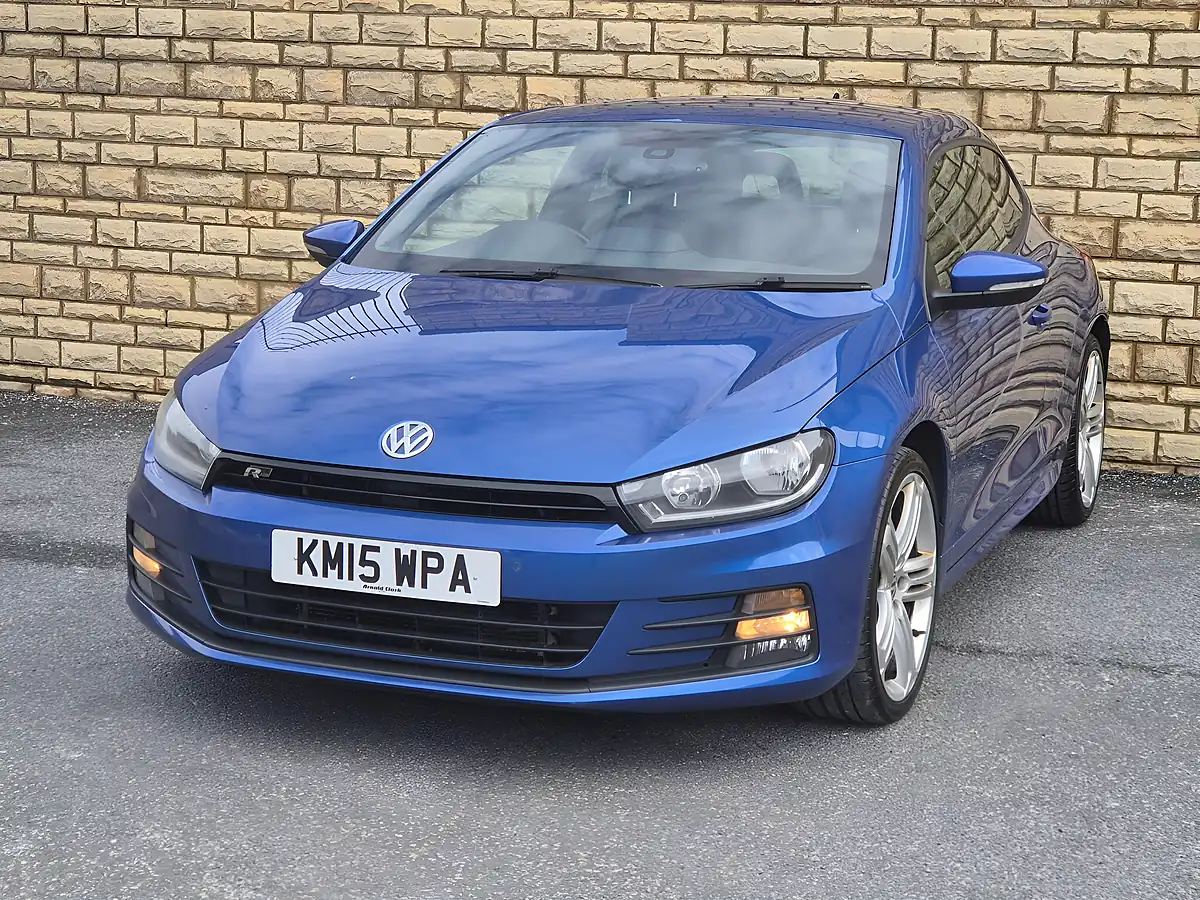 Used 2015 Volkswagen Scirocco R-Line Blue - Interior and Exterior details 5