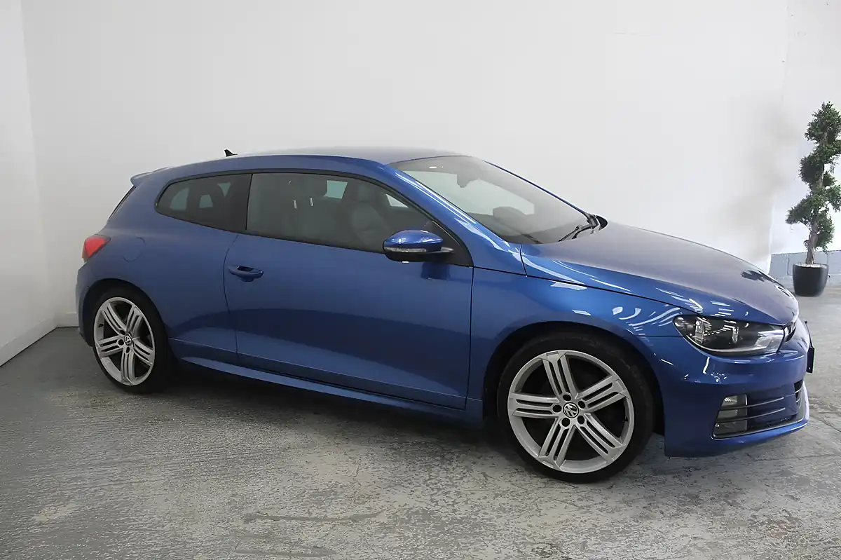 Used 2015 Volkswagen Scirocco R-Line Blue - Interior and Exterior details 3