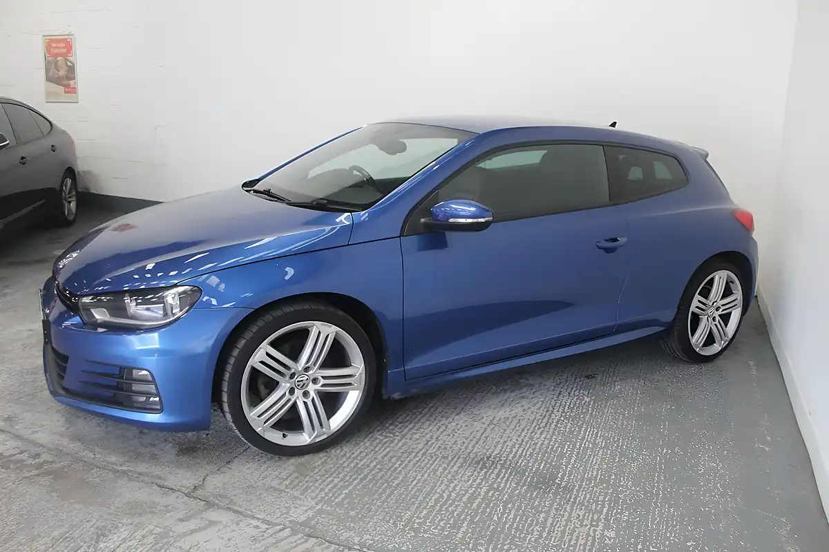 Used 2015 Volkswagen Scirocco R-Line Blue - Interior and Exterior details 4
