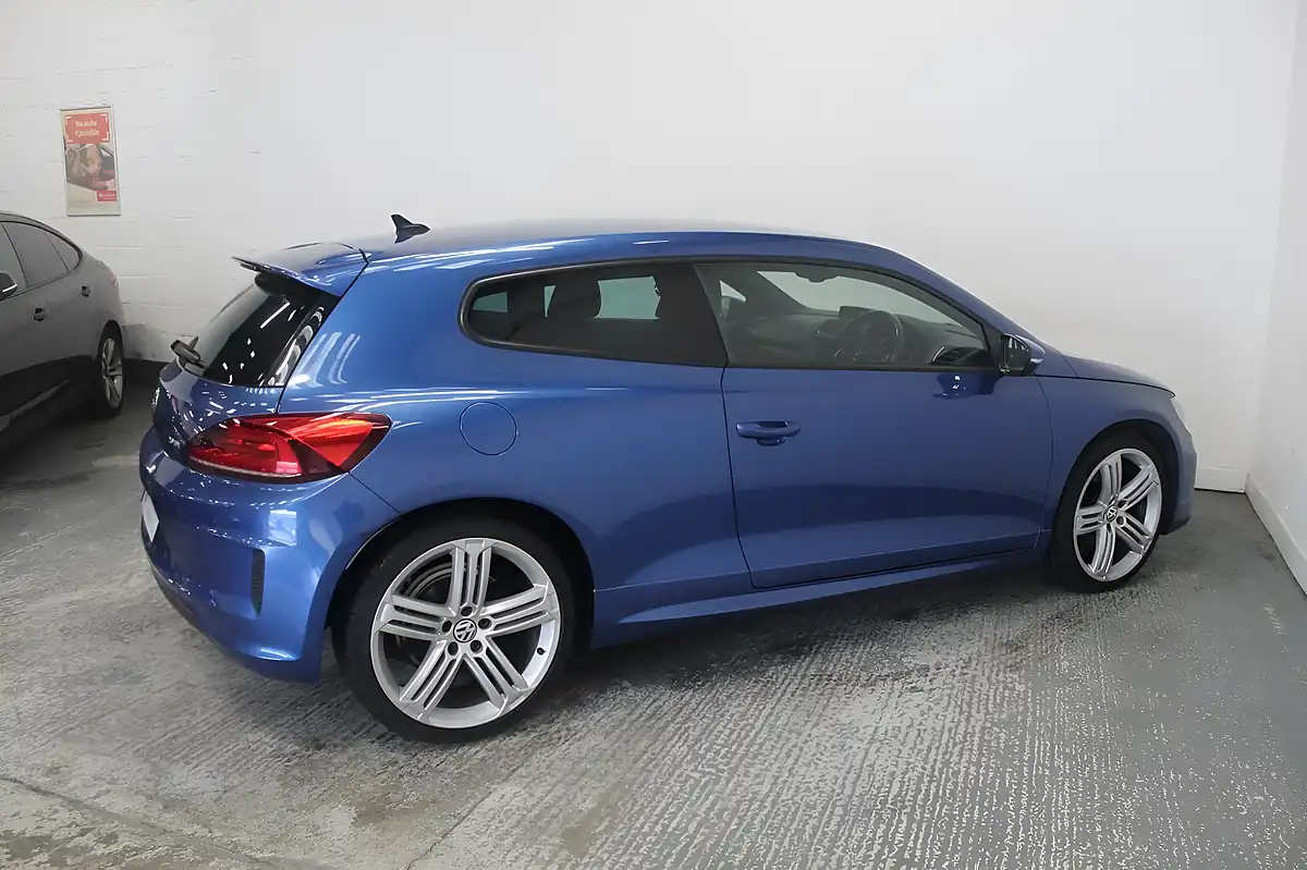 Used 2015 Volkswagen Scirocco R-Line Blue - Interior and Exterior details 8