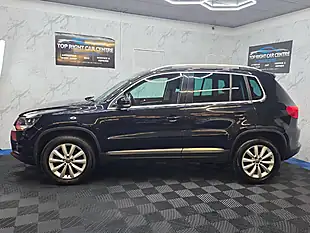 Used 2015 Volkswagen Tiguan Bluemotion Tech Match Black - Interior and Exterior details 10