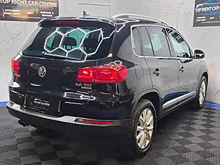 Used 2015 Volkswagen Tiguan Bluemotion Tech Match Black - Interior and Exterior details 9