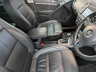 Used 2015 Volkswagen Tiguan Bluemotion Tech Match Black - Interior and Exterior details 10