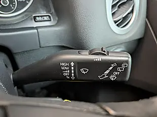 Used 2015 Volkswagen Tiguan Bluemotion Tech Match Black - Interior and Exterior details 13
