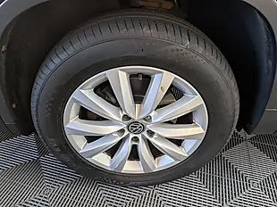 Used 2015 Volkswagen Tiguan Bluemotion Tech Match Black - Interior and Exterior details 20