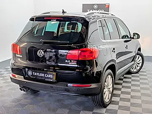 Used 2015 Volkswagen Tiguan Bluemotion Tech Match Black - Interior and Exterior details 5