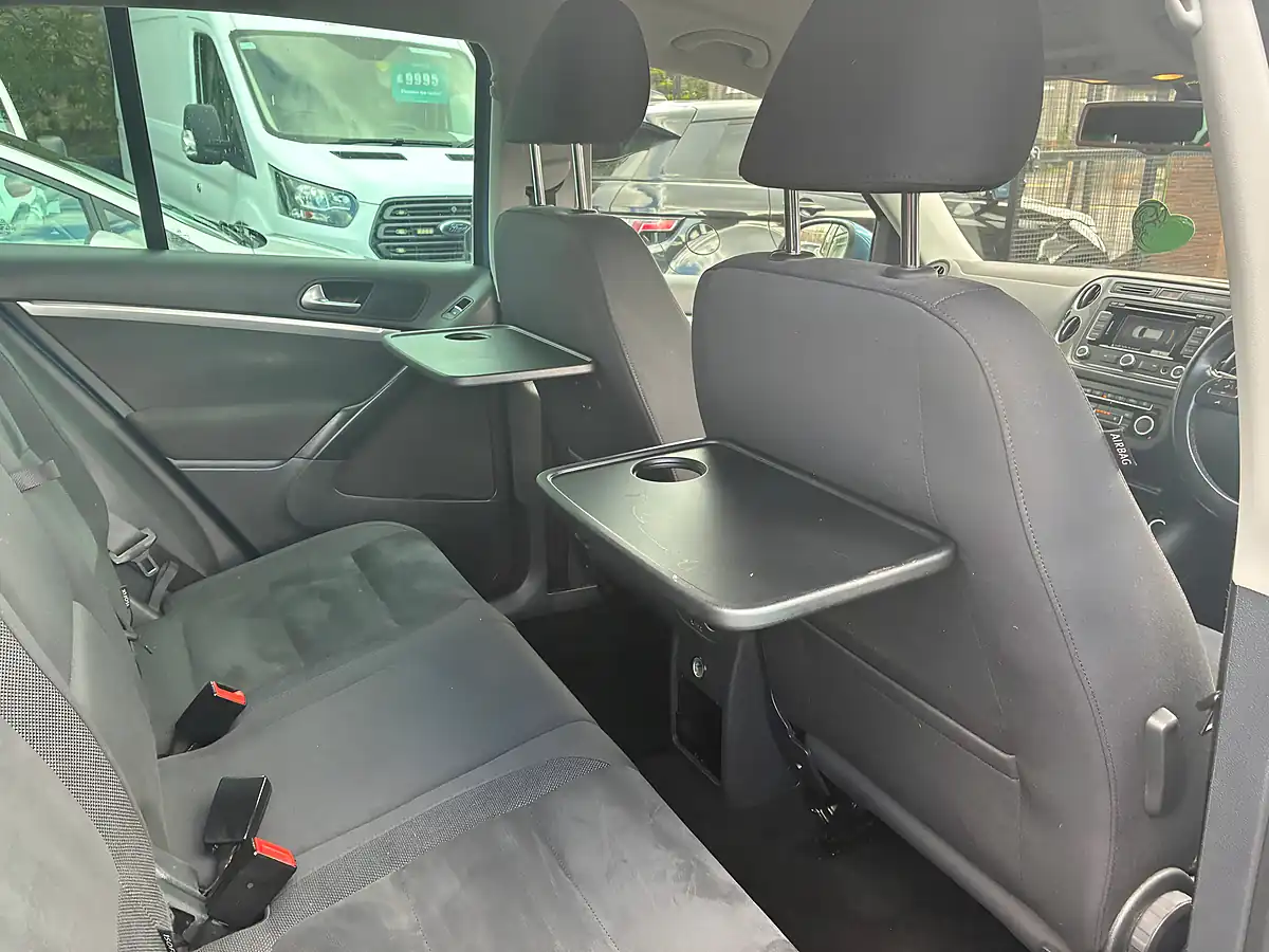 Used 2015 Volkswagen Tiguan Bluemotion Tech Match Blue - Interior and Exterior details 18