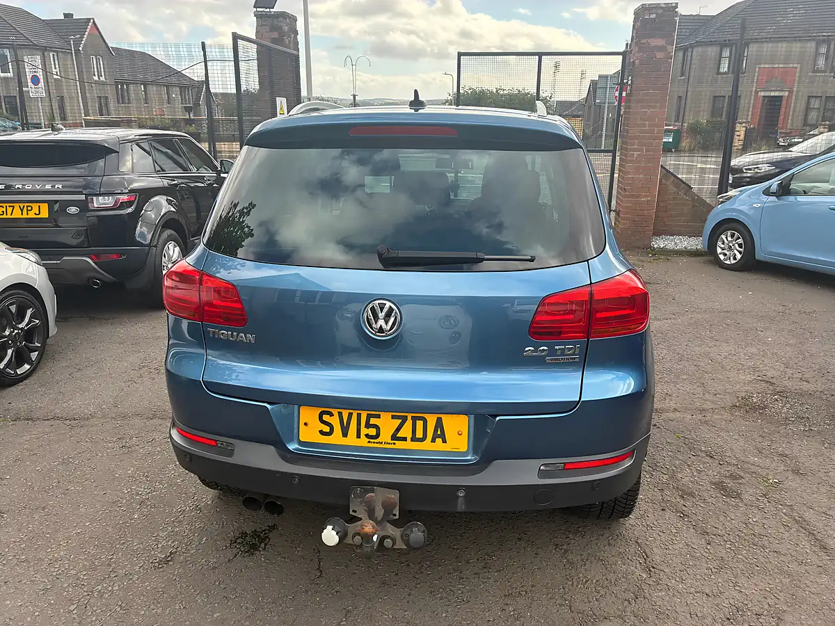 Used 2015 Volkswagen Tiguan Bluemotion Tech Match Blue - Interior and Exterior details 4