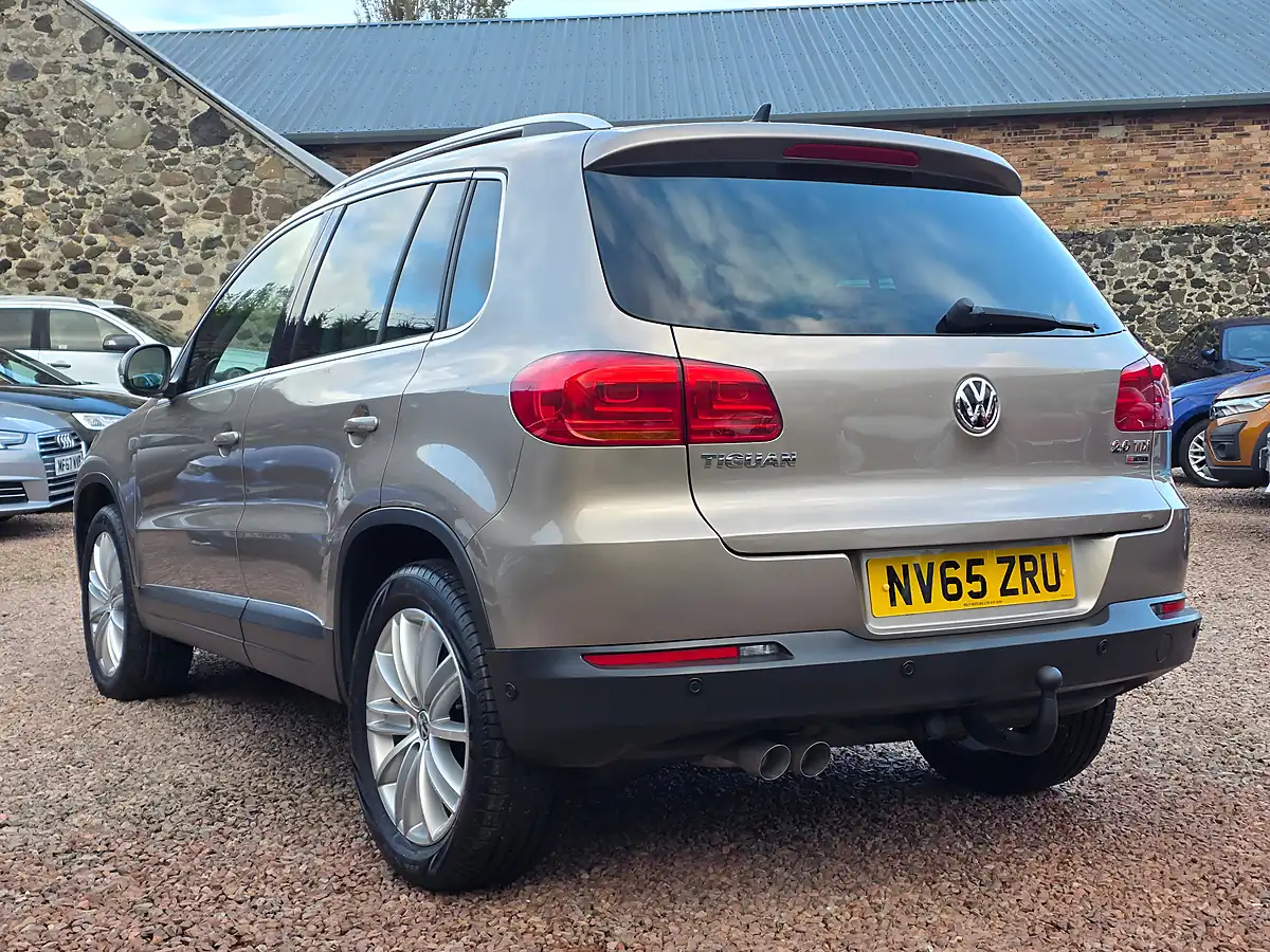 Used 2015 Volkswagen Tiguan Bluemotion Tech Match Edition Titanium Beige Metallic - Interior and Exterior details 15