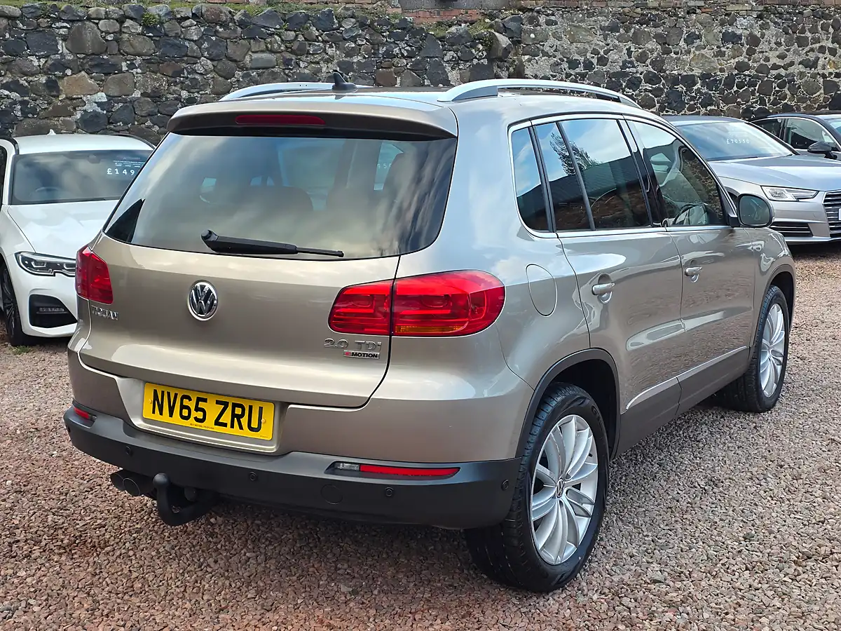 Used 2015 Volkswagen Tiguan Bluemotion Tech Match Edition Titanium Beige Metallic - Interior and Exterior details 18
