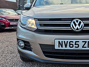 Used 2015 Volkswagen Tiguan Bluemotion Tech Match Edition Titanium Beige Metallic - Interior and Exterior details 4
