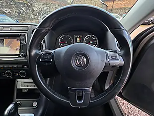 Used 2015 Volkswagen Tiguan Bluemotion Tech Match Edition Titanium Beige Metallic - Interior and Exterior details 9