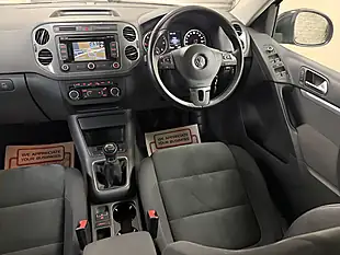 Used 2015 Volkswagen Tiguan Bluemotion Tech Match Grey - Interior and Exterior details 14