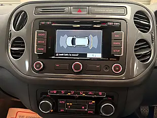 Used 2015 Volkswagen Tiguan Bluemotion Tech Match Grey - Interior and Exterior details 16