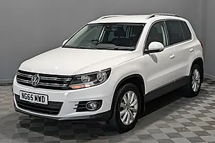 Used 2015 Volkswagen Tiguan Bluemotion Tech Match White - Interior and Exterior details 4