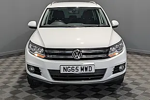 Used 2015 Volkswagen Tiguan Bluemotion Tech Match White - Interior and Exterior details 5