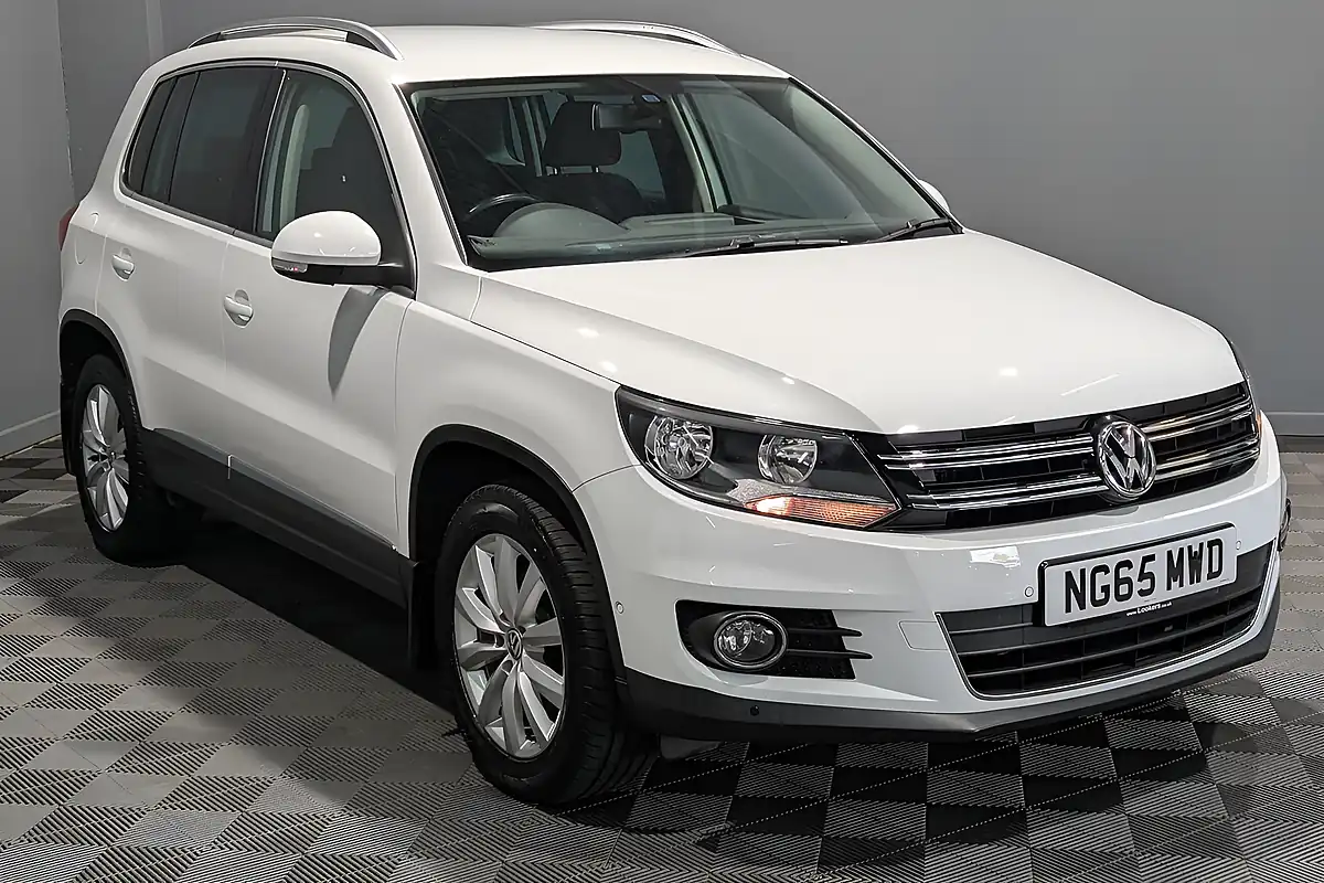 Used 2015 Volkswagen Tiguan Bluemotion Tech Match White - Interior and Exterior details 6