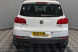 Used 2015 Volkswagen Tiguan Bluemotion Tech Match White - Interior and Exterior details 8