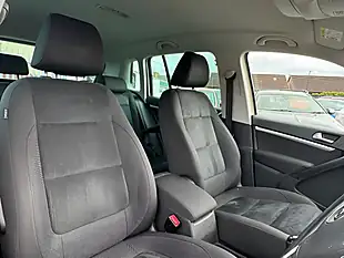 Used 2015 Volkswagen Tiguan Match Beige - Interior and Exterior details 8