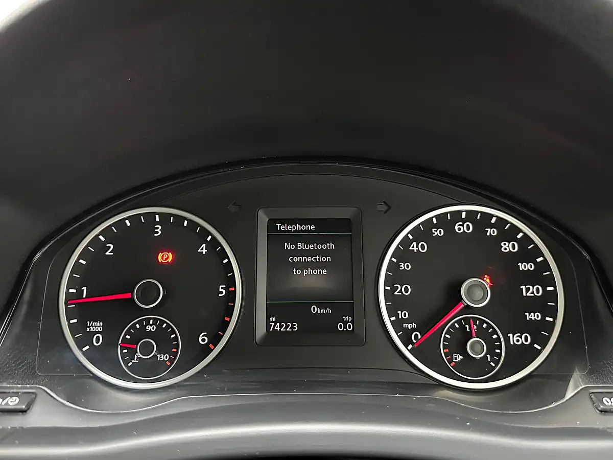 Used 2015 Volkswagen Tiguan Match Black - Interior and Exterior details 11
