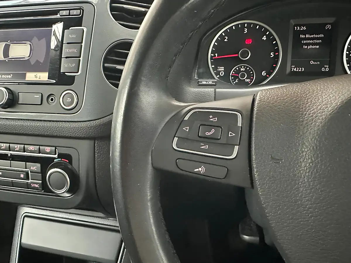 Used 2015 Volkswagen Tiguan Match Black - Interior and Exterior details 17