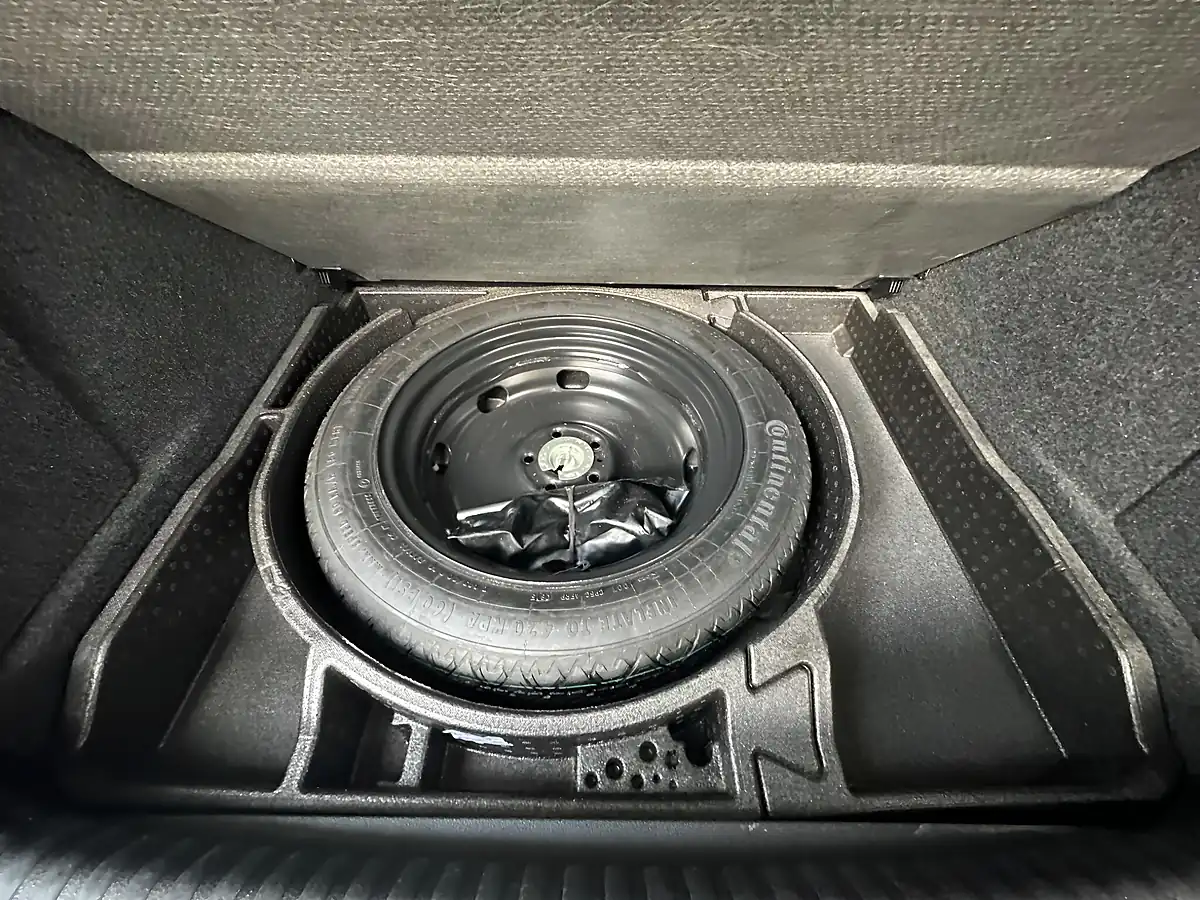 Used 2015 Volkswagen Tiguan Match Black - Interior and Exterior details 20
