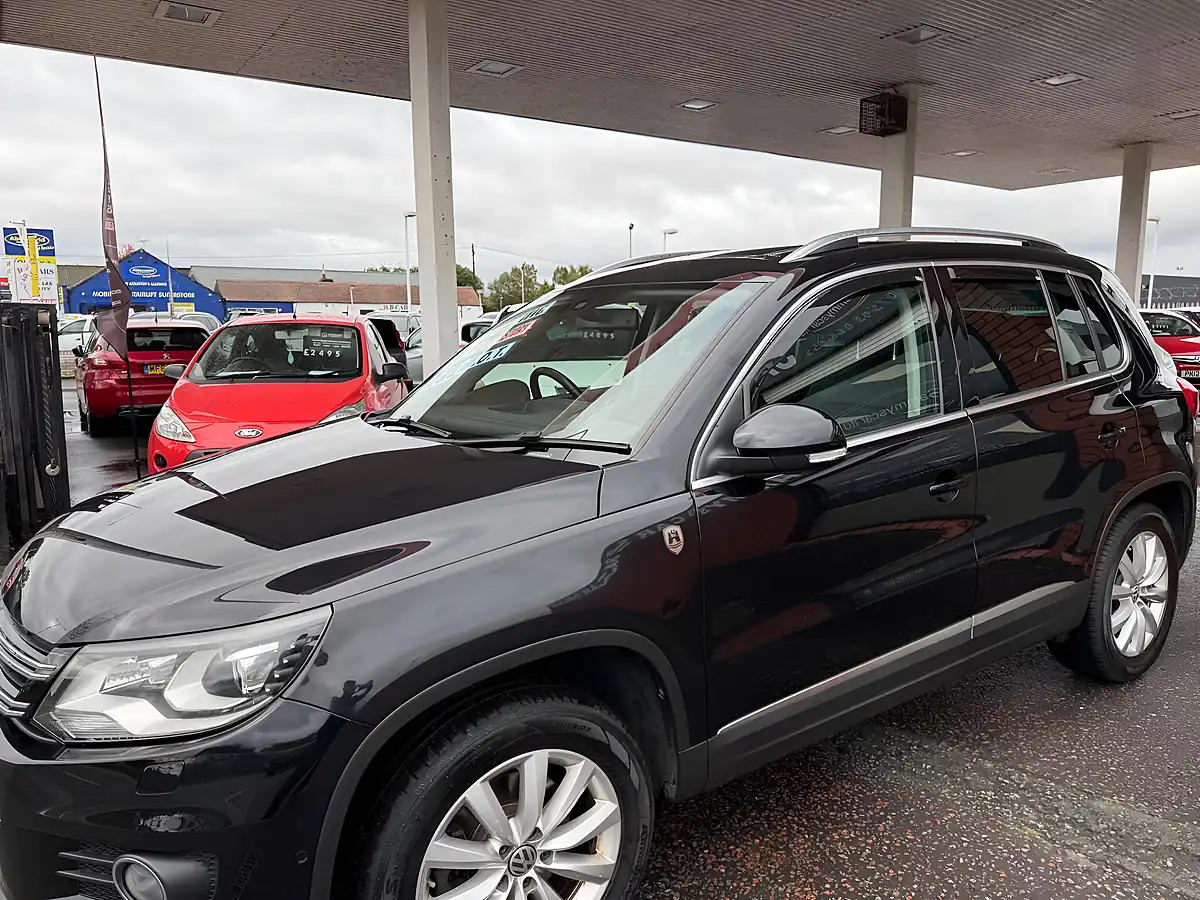 Used 2015 Volkswagen Tiguan Match Black - Interior and Exterior details 10